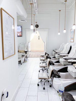 Clean spa chairs in our newly built location behind Chase bank in San Juan