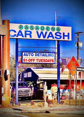 "Pasadena car wash" entrance.