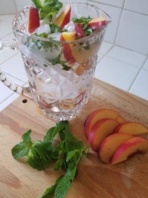 Sparkling mint peach water.