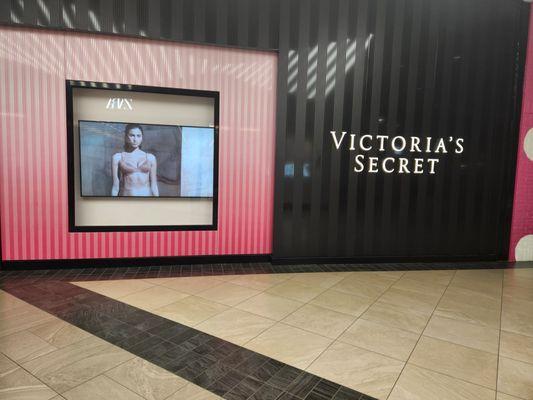 #Victoriassecret