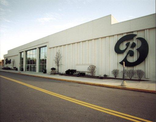 Boscov's Entrance