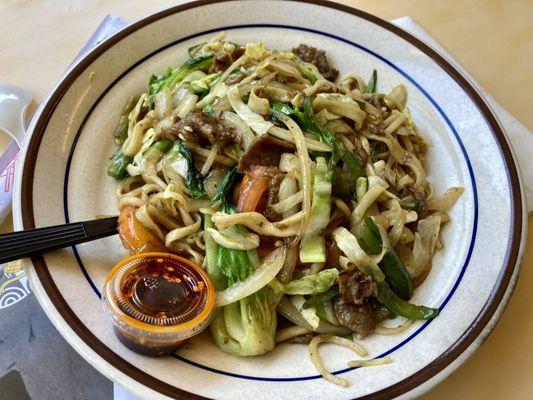 Dry noodle with beef and cumin