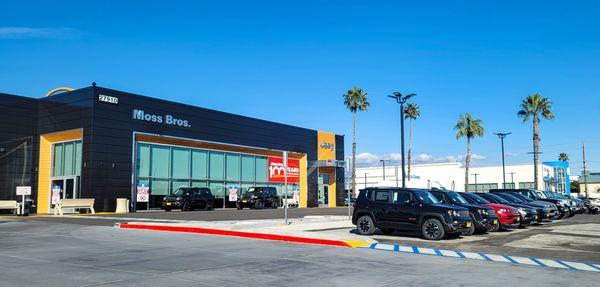 Moss Bros. Chrysler Dodge Jeep RAM Moreno Valley