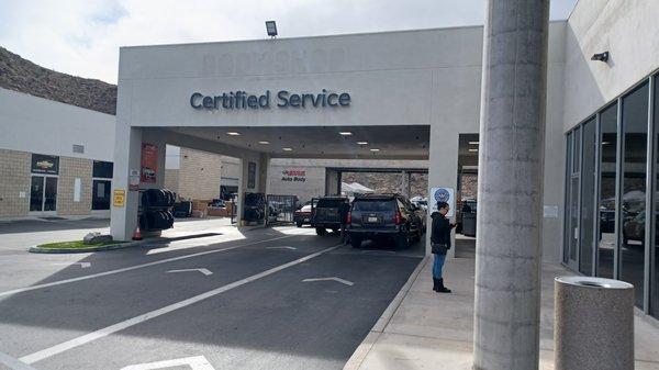 Jessup Auto Plaza Certified Service   Entrance