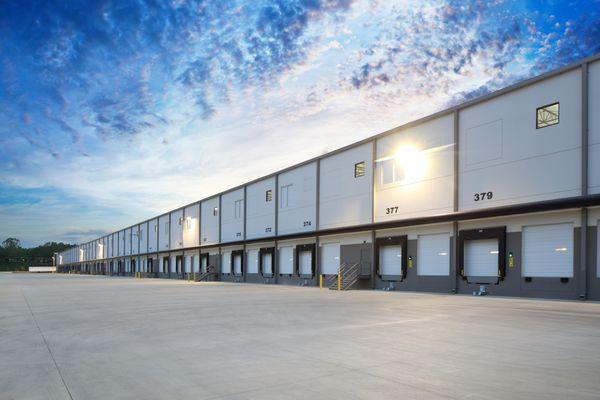 Warehouse For Lease - CRE Advisors