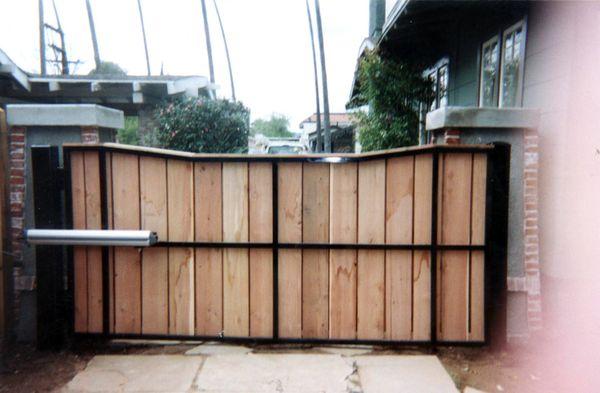 Wood electric swing gate