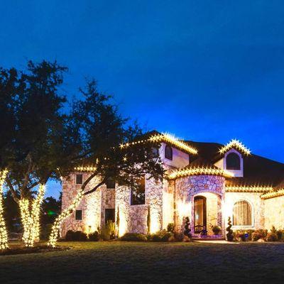 Holiday lighting