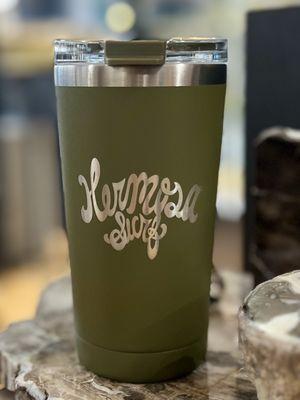 Logo engraving on a insulated cup