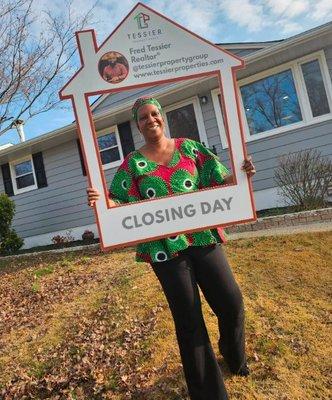 Closing day only a few weeks after putting in the offer!