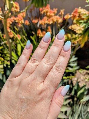 Nude to mint ombre