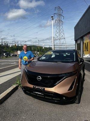 Nissan Salesman, Gary VanPatten! Come in today.