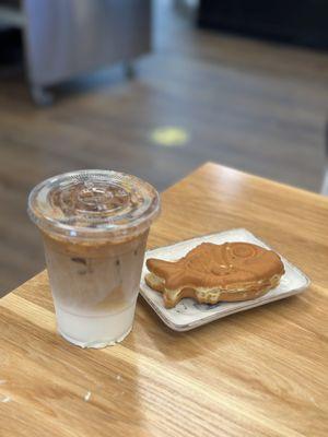 Spanish latte and blueberry cream cheese taiyaki