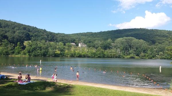 Lake Waramaug State Park