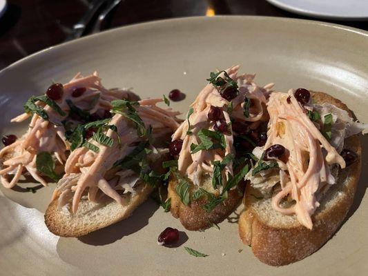 Local albacore tuna crostini