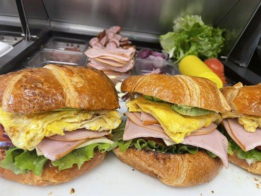 Turkey sandwich add eggs