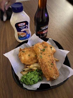 Fish and chips with mushy peas