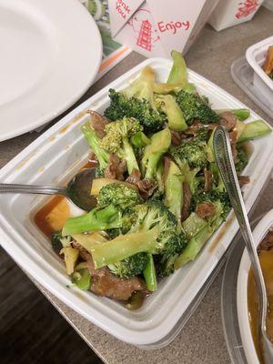 Beef with broccoli