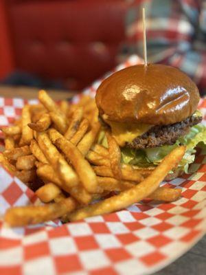 Single Cheese Burger and fries. CRUNCHY fries!