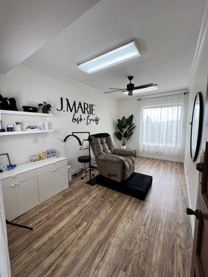 J. Marie Lash & Beauty Eyelash Extension Studio