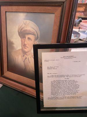 WW-2 signed Harry S. Truman letter to deceased war hero, letter of commendation & more!