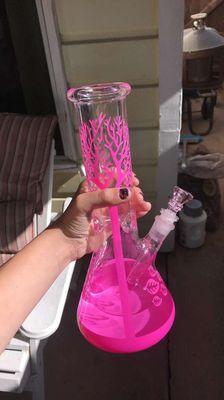 This bong is beautiful but the paint never stayed and the new owner is just terrible..