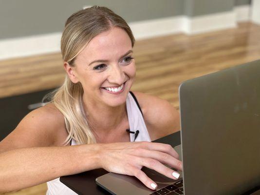 Training our virtual Team Unstoppable ladies in the Holly Roser Fitness new studio!