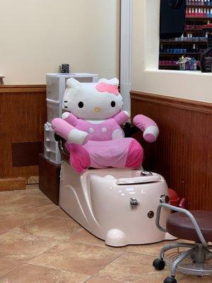 Adorable pedicure area for little girls!