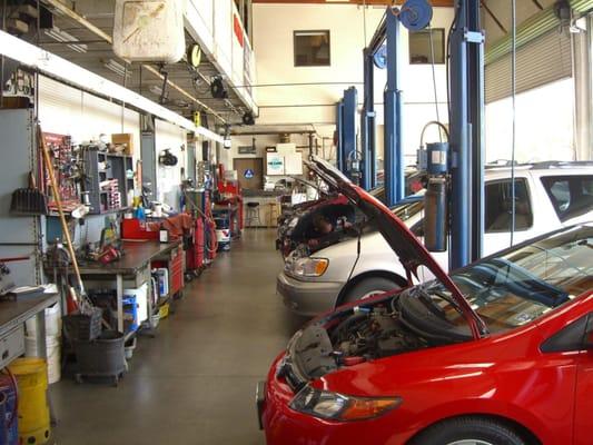 Fast, precise and professional auto repair service in Huntington Beach.