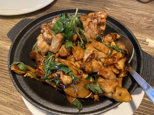 Taiwanese Three Cup Chicken