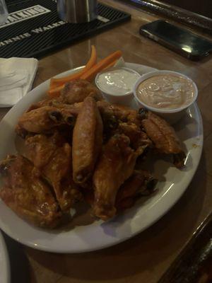 12 Wings medium