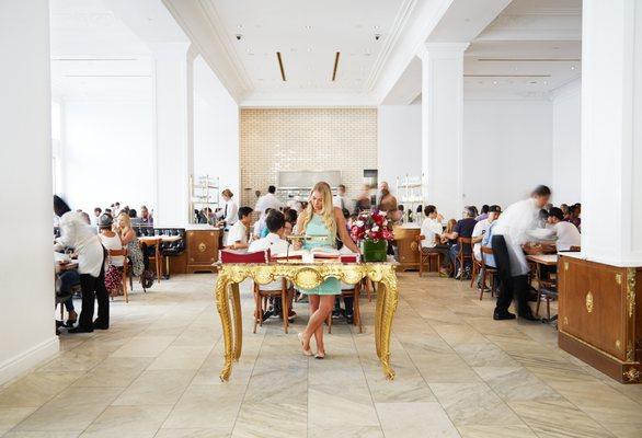 Bottega Louie