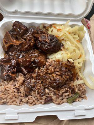 Small Braised Oxtail with cabbage and rice and peas