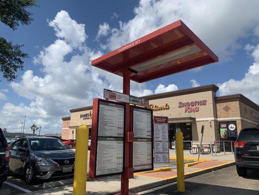 Beautiful day at Smoothie King's drive-thru!