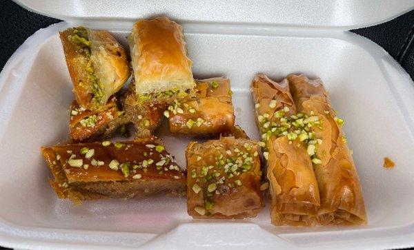 The different types of baklava