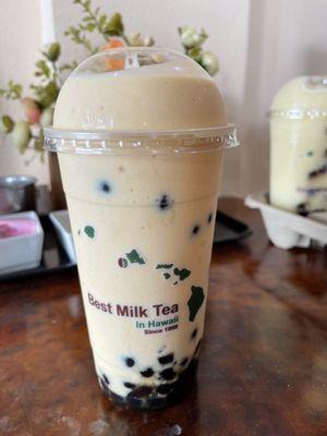 Fresh papaya shake w/ boba