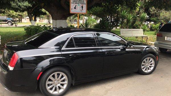 Black Chrysler 300