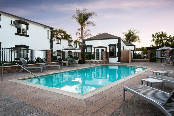 Relax by our sparkling pool at Somerset Apartments in Montebello! Live Happy®