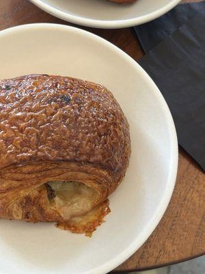 Ham and cheese croissant