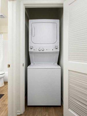 Renovated Apartments with Washer/Dryer