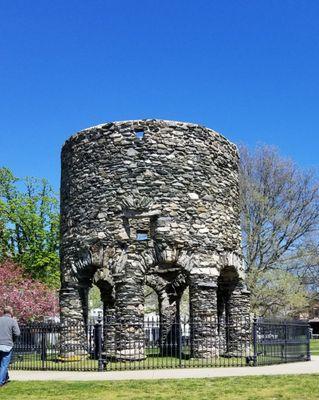 Newport Tower