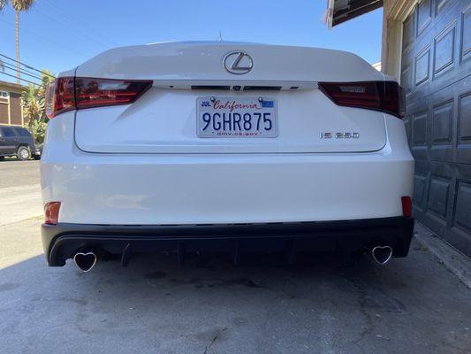 Exhausts on Lexus, finished product