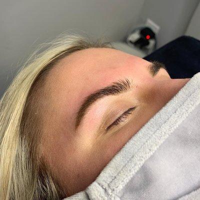 Brow wax and shaping