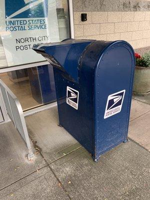 Mail drop box, sent some thank you notes today!