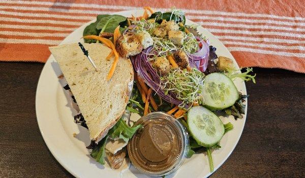 Roasted Turkey and salad with balsamic dressing