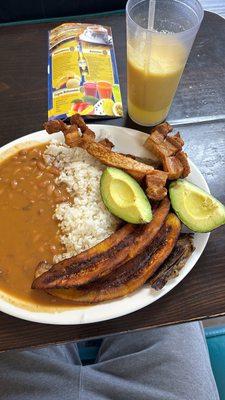 Cositas Ricas Colombian Food