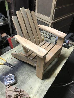 Refinish small toy arm chair (sanding process)