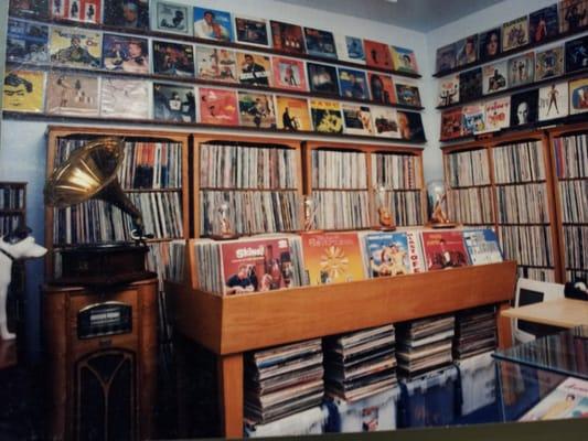 ROOMS OF ORIGINAL RARE RECORD VINYL ALBUMS