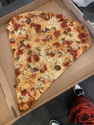 Enzo's Pizza