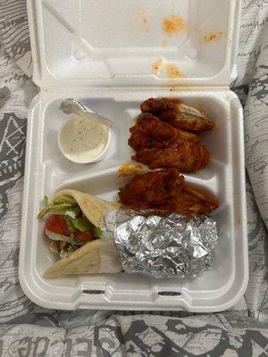 chicken gyro w 5 hot wings