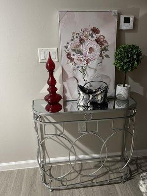 My new entryway table!!  Beautiful huh??